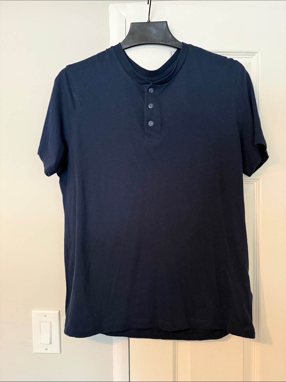 Old Navy Navy Short-Sleeve Henley Tee